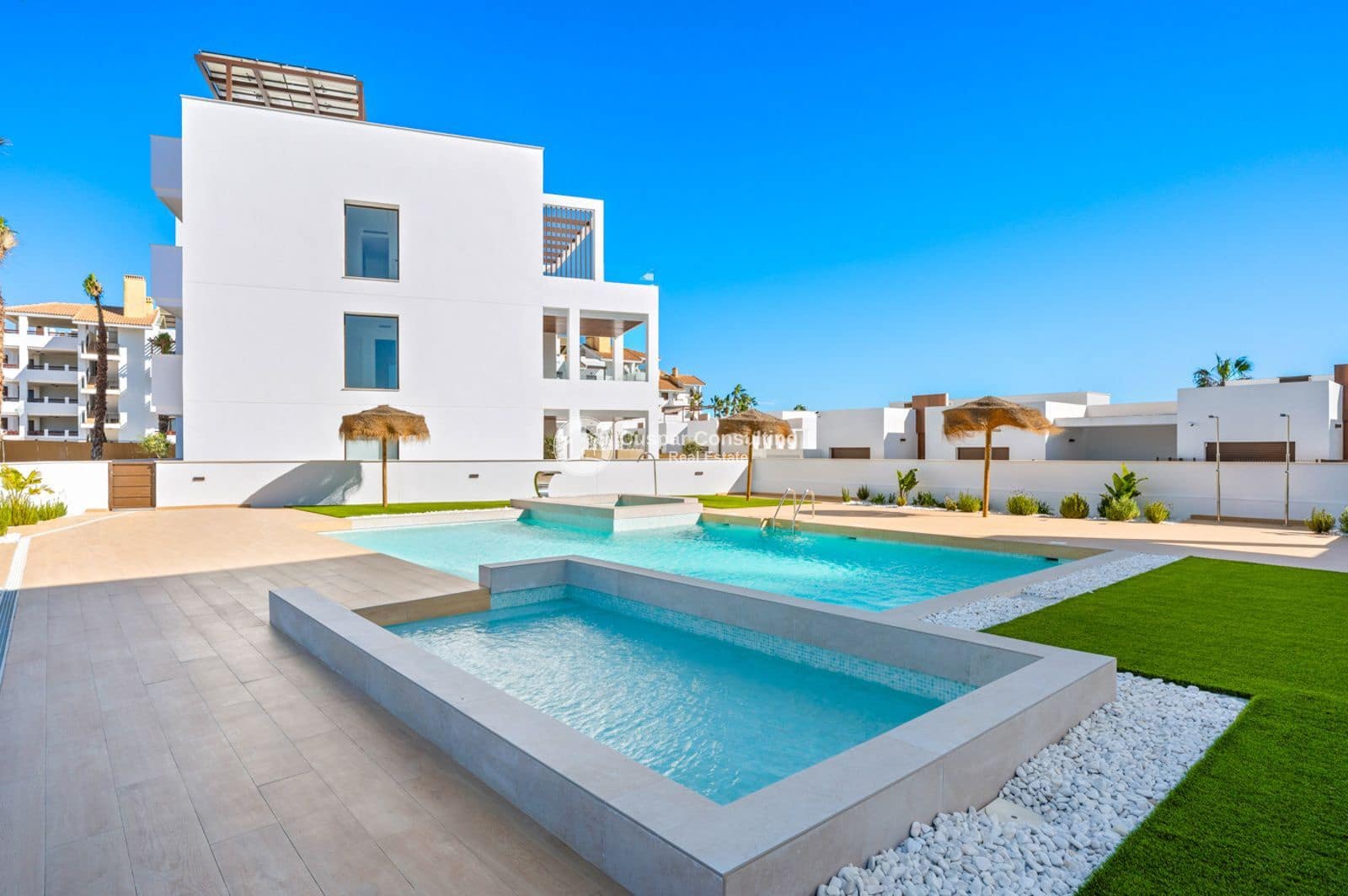 2 Zimmer Wohnung zu verkaufen in Los Alcazares mit Pool Garage - 295.000 € (Ref: 8751788)