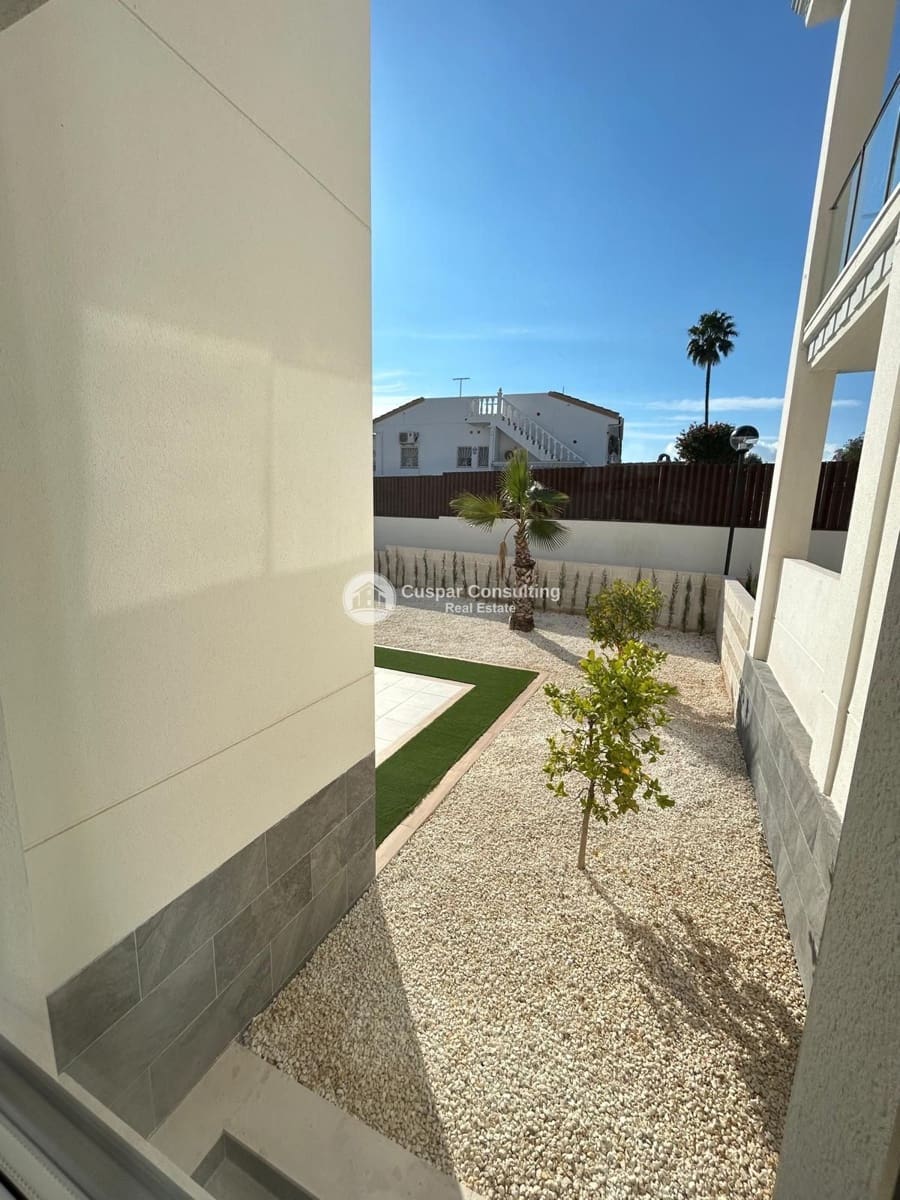 3 slaapkamer Flat te koop in Ciudad Quesada met zwembad garage - € 465.275 (Ref: 8788921)