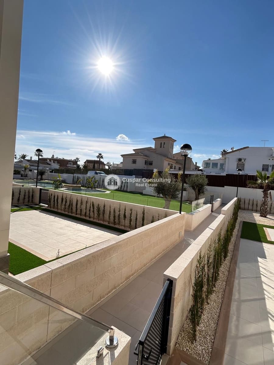 3 slaapkamer Flat te koop in Ciudad Quesada met zwembad garage - € 465.275 (Ref: 8788921)