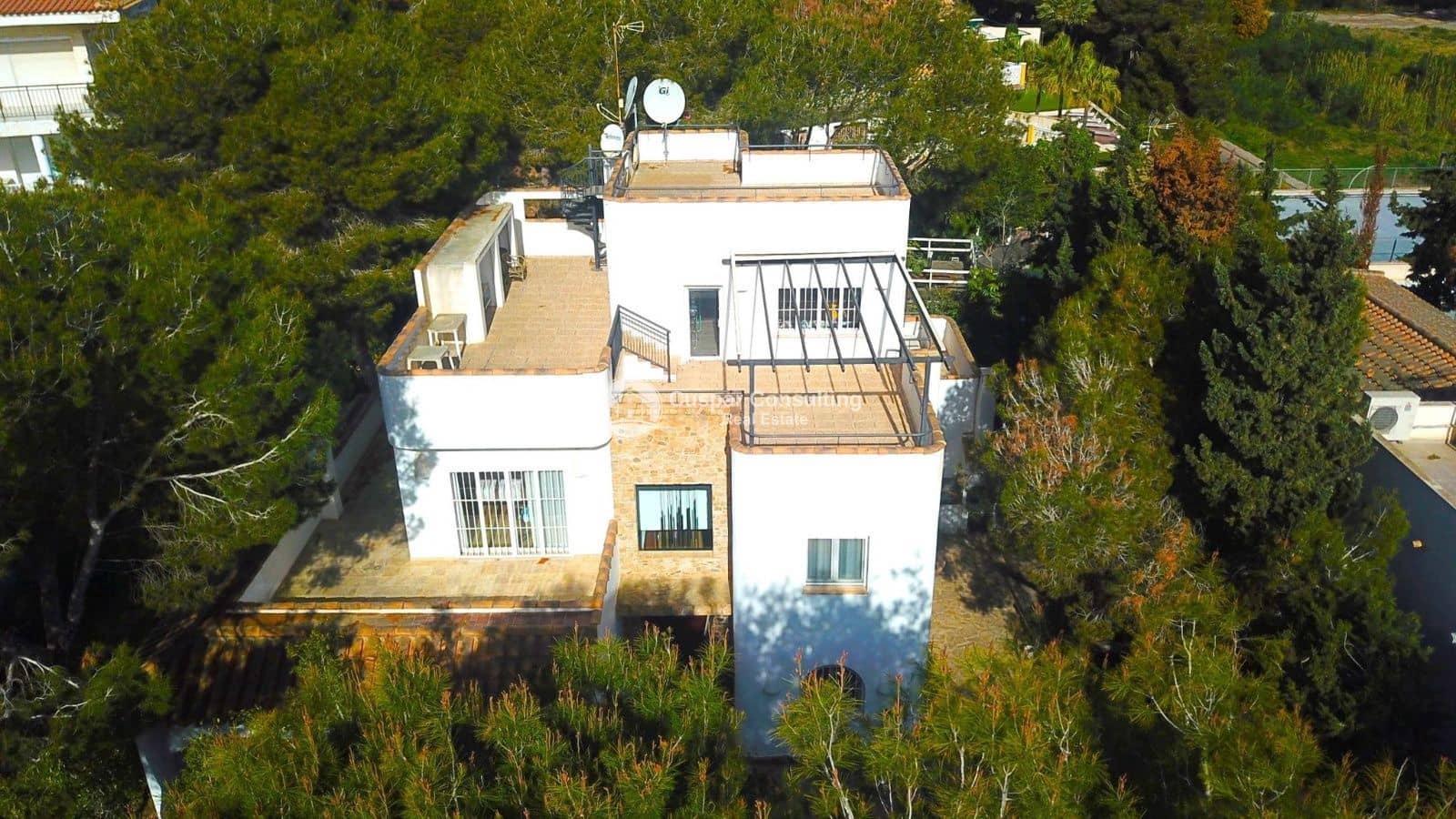 5 bedroom Villa for sale in Dehesa de Campoamor with pool garage - € 1,100,000 (Ref: 8828835)