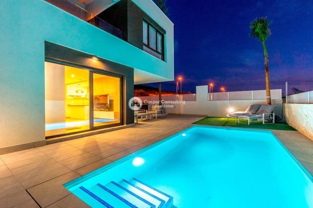 3 slaapkamer Villa te koop in Ciudad Quesada, Rojales met garage - € 499.000 (Ref: 8878282)