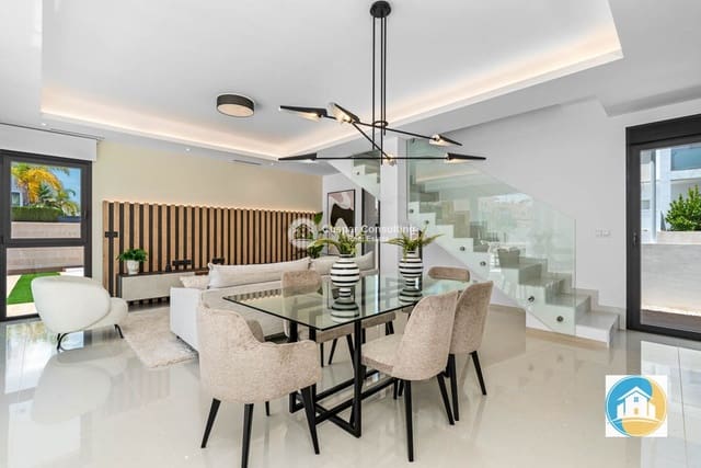 3 quarto Moradia para venda em Ciudad Quesada, Rojales com piscina garagem - 869 555 € (Ref: 8886910)