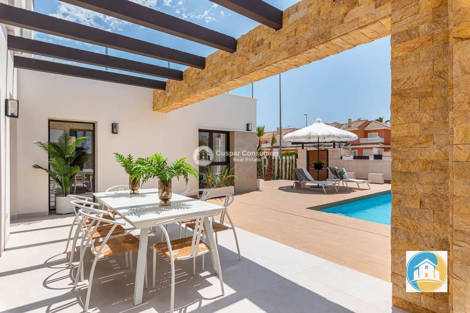 3 bedroom Villa for sale in Ciudad Quesada with pool garage - € 869,555 (Ref: 8886910)