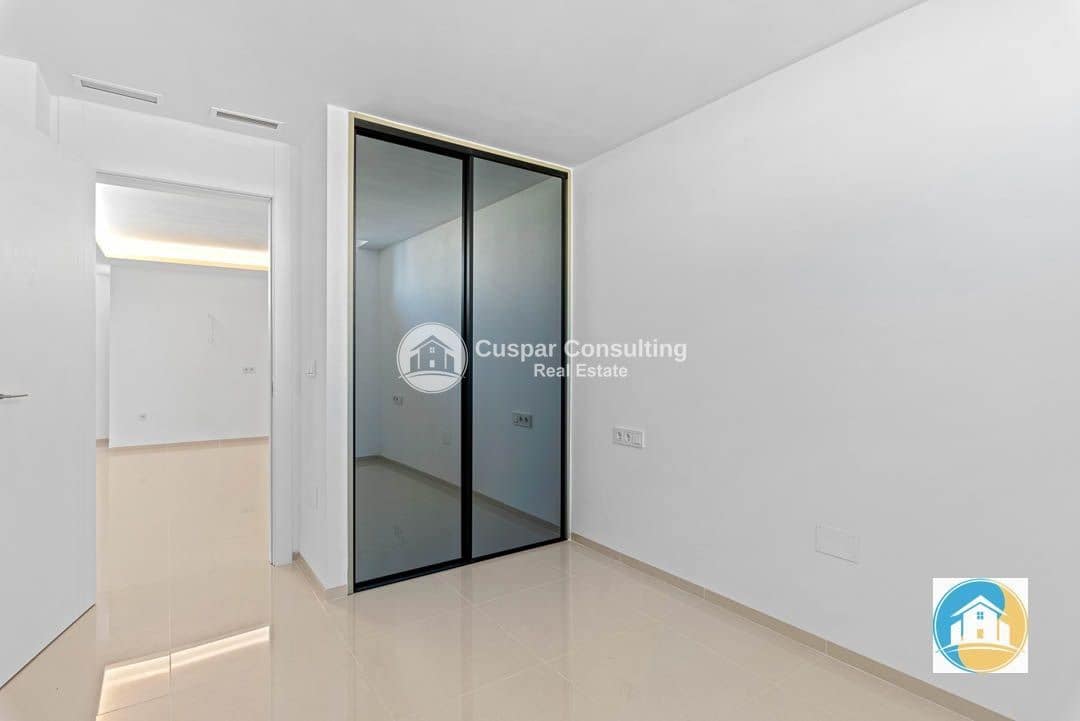 4 camera da letto Villa in vendita in Ciudad Quesada con piscina garage - 975.693 € (Rif: 8887065)