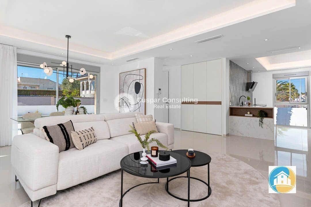 4 camera da letto Villa in vendita in Ciudad Quesada con piscina garage - 975.693 € (Rif: 8887065)