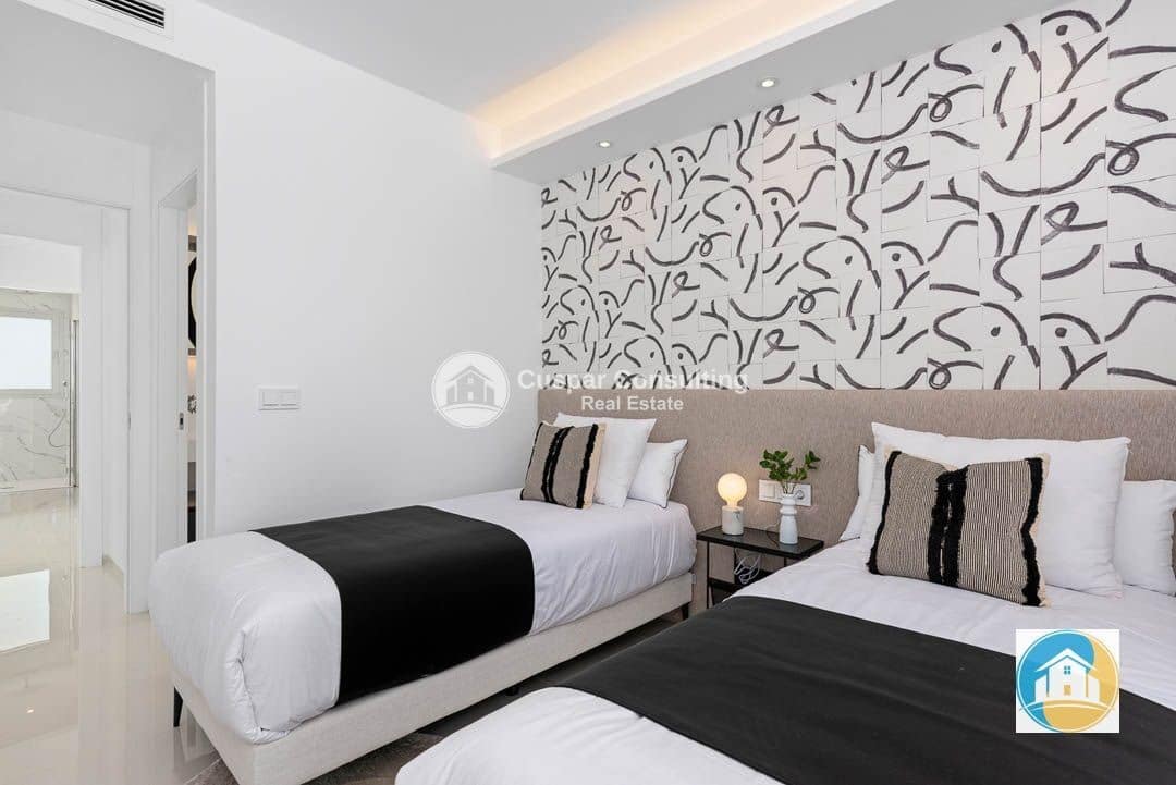 4 camera da letto Villa in vendita in Ciudad Quesada con piscina garage - 975.693 € (Rif: 8887065)