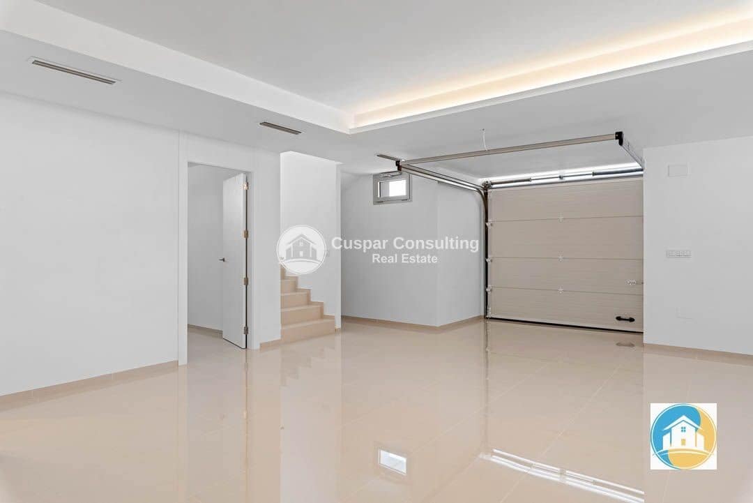 4 camera da letto Villa in vendita in Ciudad Quesada con piscina garage - 975.693 € (Rif: 8887065)