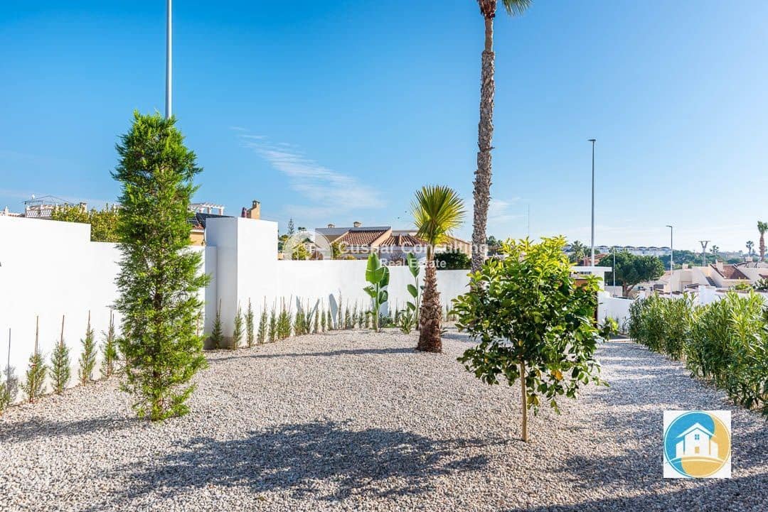 4 camera da letto Villa in vendita in Ciudad Quesada con piscina garage - 975.693 € (Rif: 8887065)