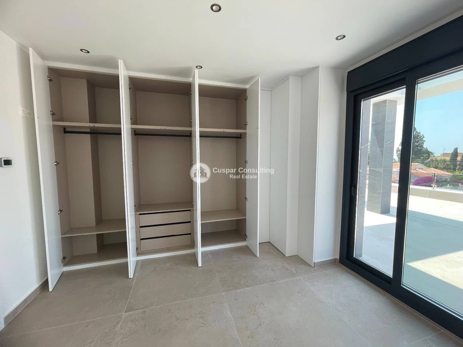 3 camera da letto Villa in vendita in Ciudad Quesada con piscina garage - 799.900 € (Rif: 8941091)