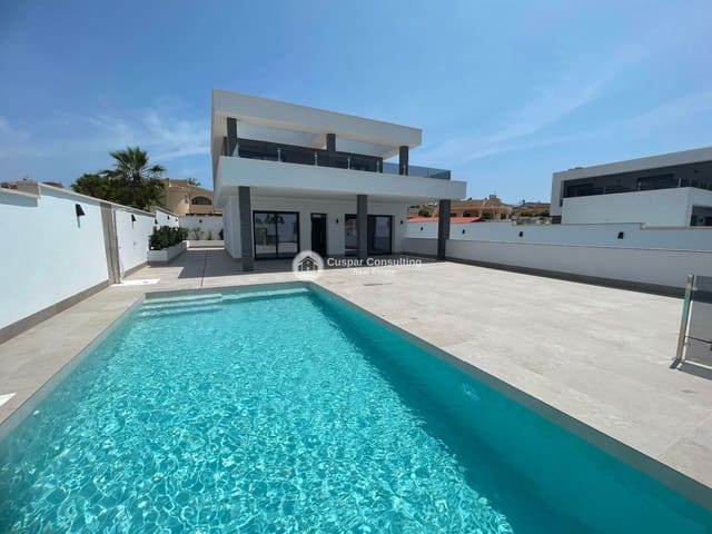 3 camera da letto Villa in vendita in Ciudad Quesada, Rojales con piscina garage - 799.900 € (Rif: 8941091)
