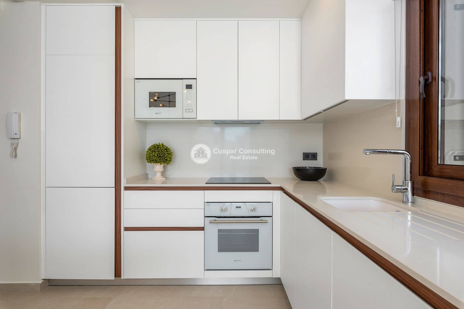 2 sypialnia Penthouse na sprzedaż w Torrevieja z basenem garażem - 290 000 € (Ref: 9009837)