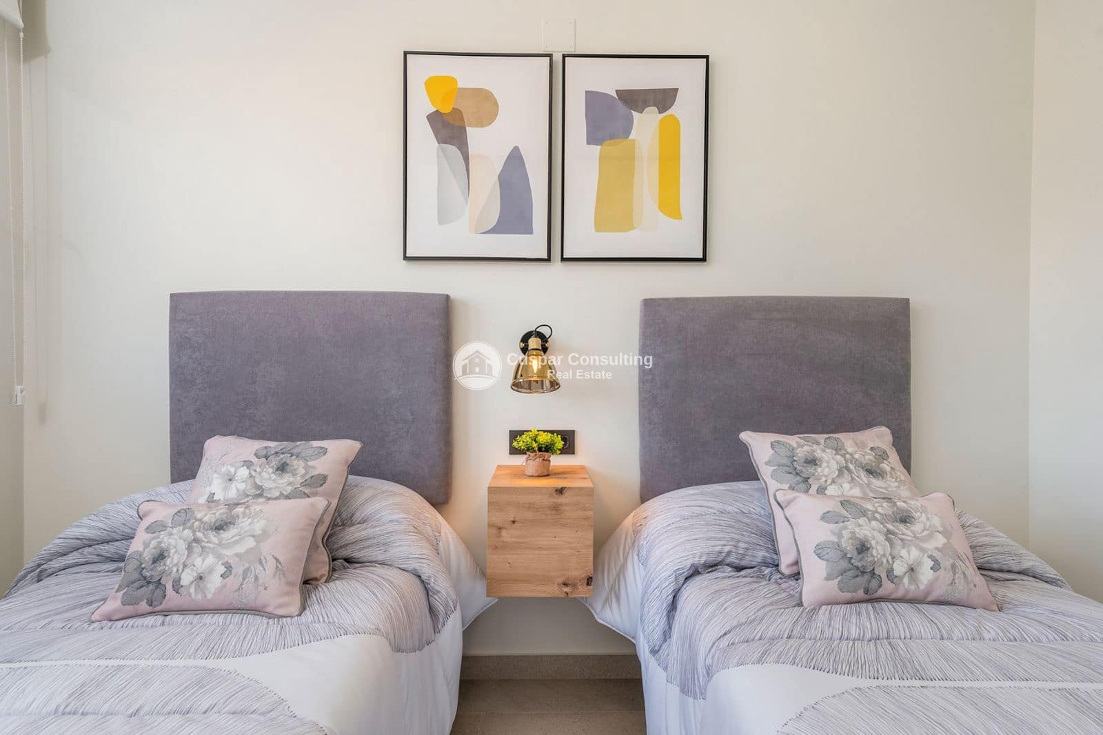 2 sypialnia Penthouse na sprzedaż w Torrevieja z basenem garażem - 290 000 € (Ref: 9009837)