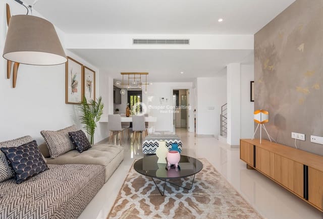 4 soveværelse Penthouse til salg i La Manga del Mar Menor med swimmingpool garage - € 682.000 (Ref: 9009837)