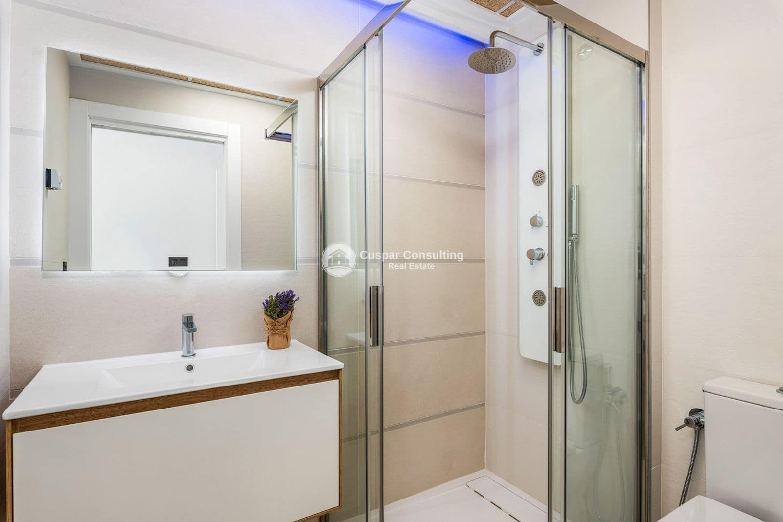 3 sovrum Lägenhet till salu i Torrevieja med pool garage - 275 000 € (Ref: 9009838)