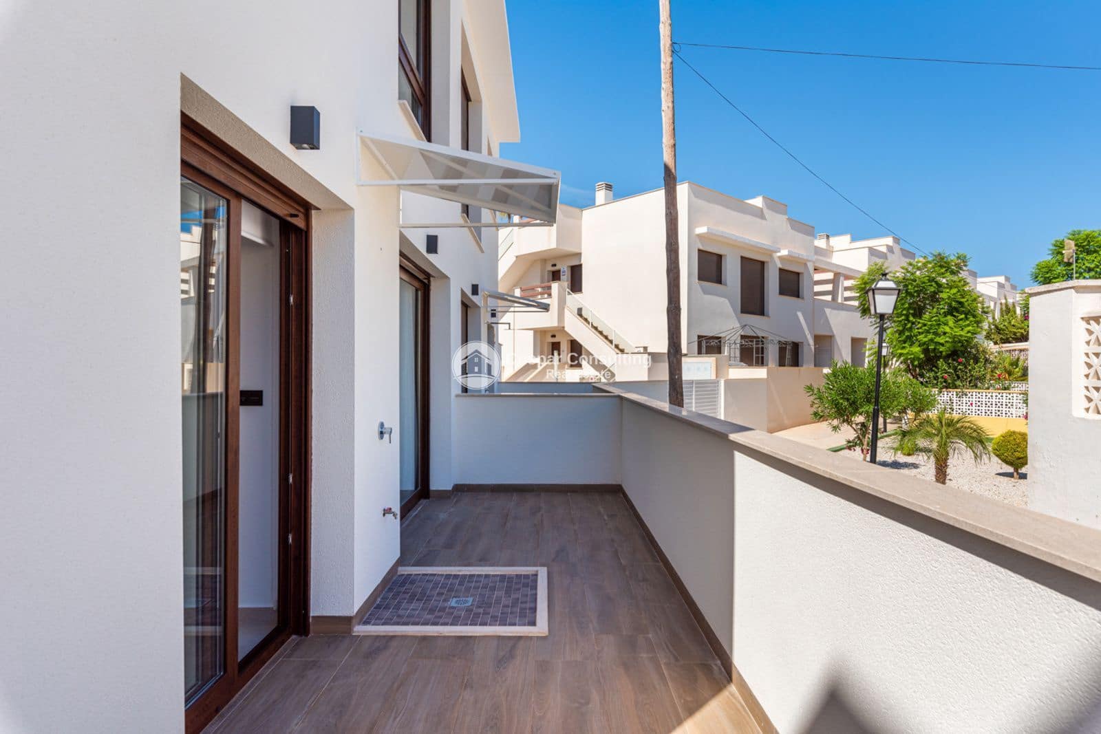 3 sovrum Lägenhet till salu i Torrevieja med pool garage - 275 000 € (Ref: 9009838)