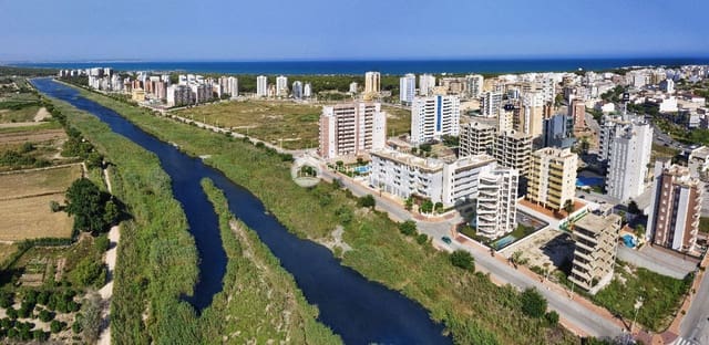 3 sovrum Takvåning till salu i Zona Pueblo, Guardamar del Segura med pool garage - 550 000 € (Ref: 9025704)