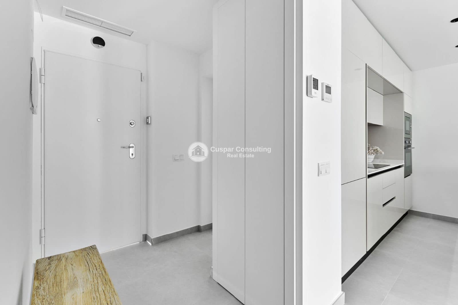 2 soverom Leilighet til salgs i Torrevieja med svømmebasseng garasje - € 330 000 (Ref: 9030927)