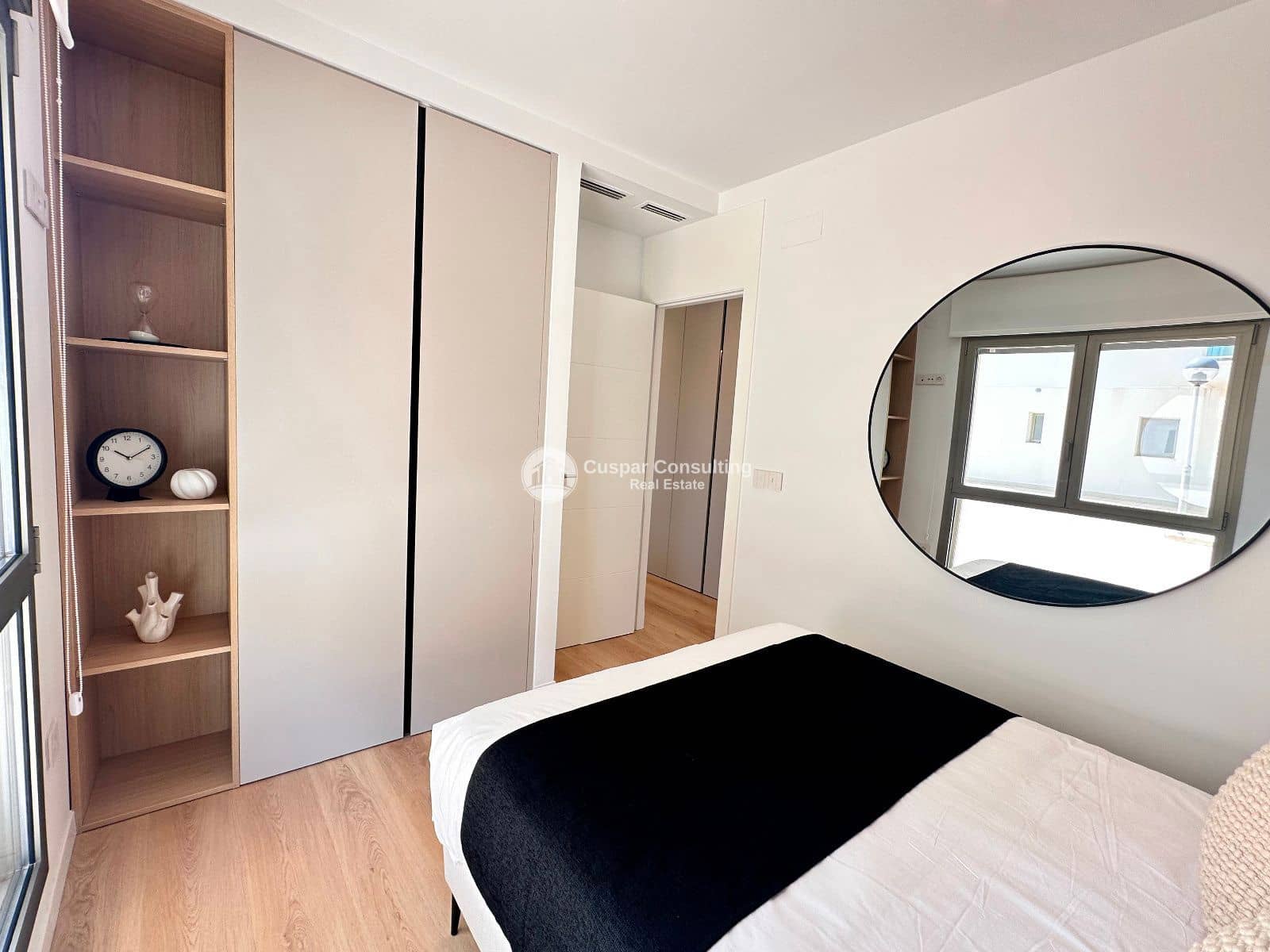 1 slaapkamer Flat te koop in La Manga del Mar Menor met zwembad garage - € 286.000 (Ref: 9064153)