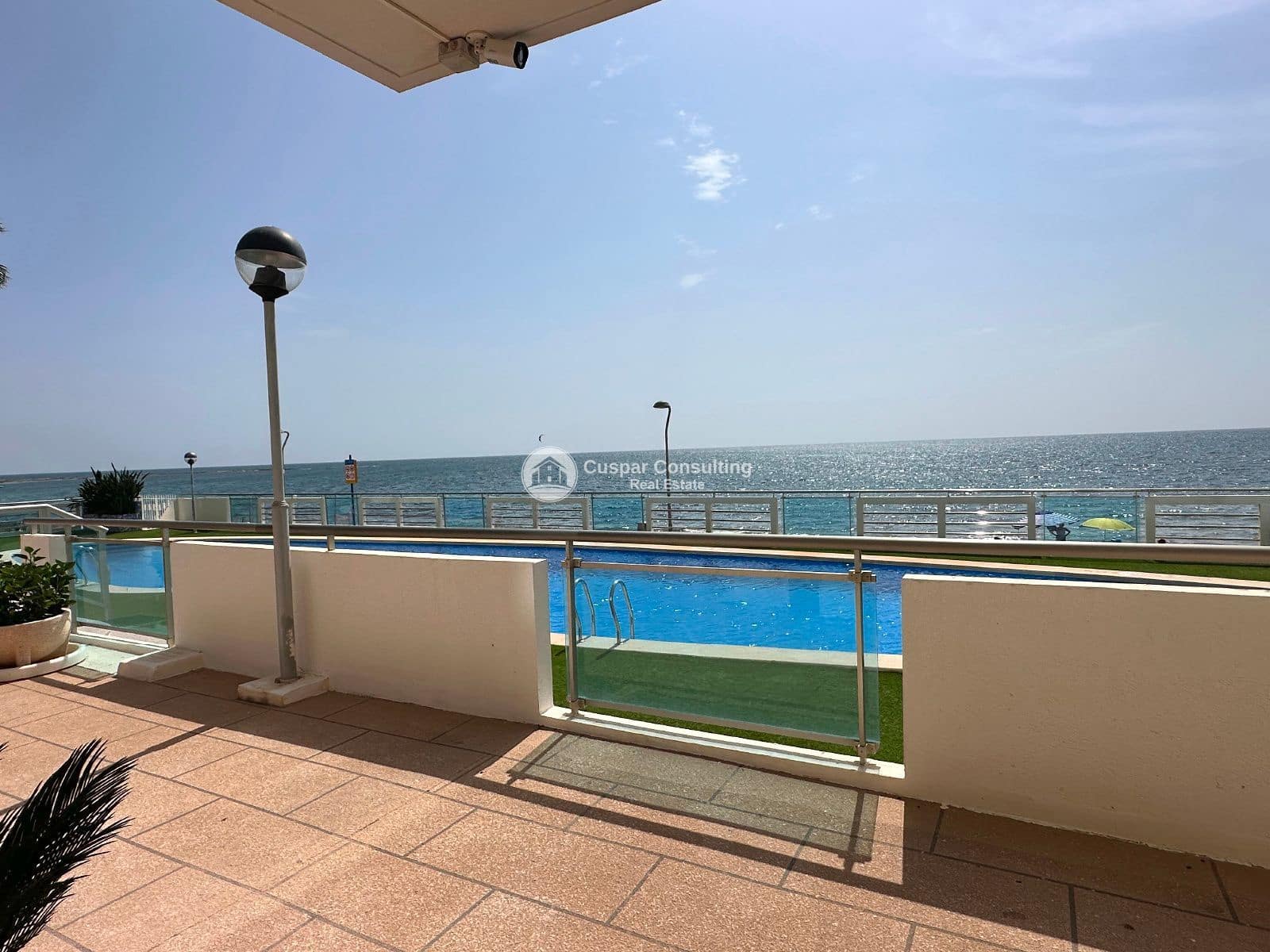 1 slaapkamer Flat te koop in La Manga del Mar Menor met zwembad garage - € 286.000 (Ref: 9064153)