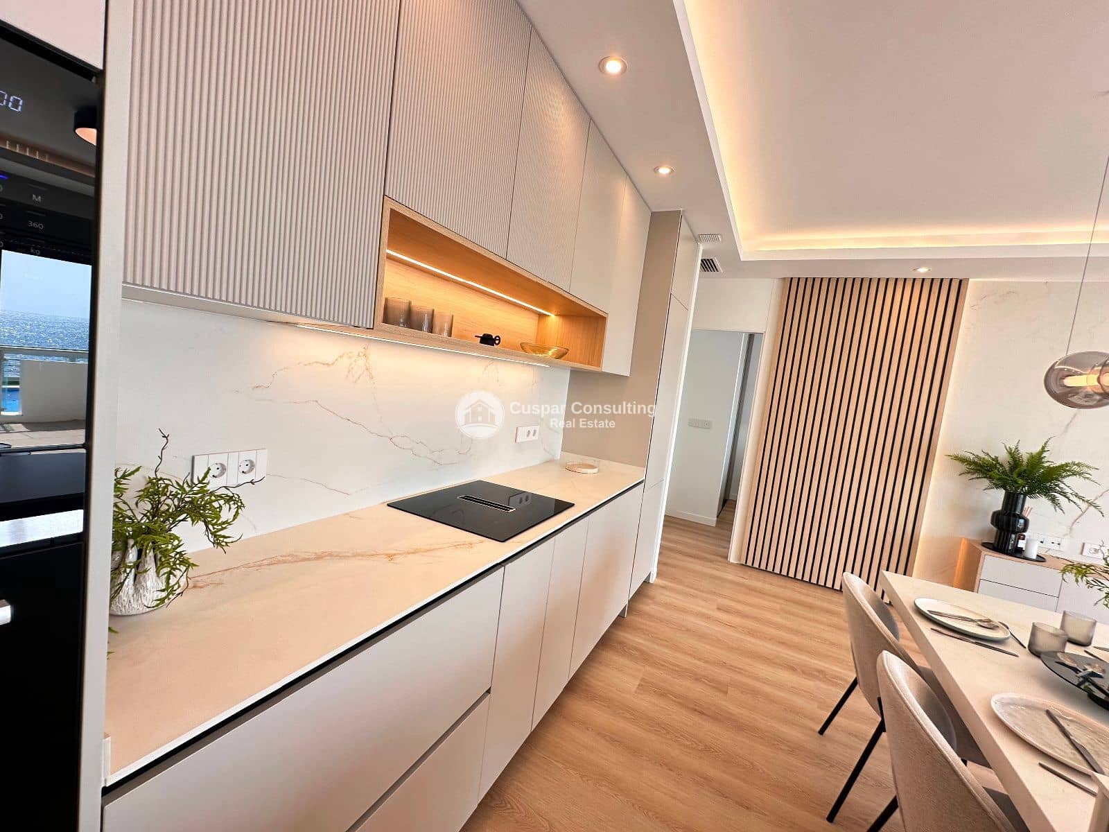 1 slaapkamer Flat te koop in La Manga del Mar Menor met zwembad garage - € 286.000 (Ref: 9064153)