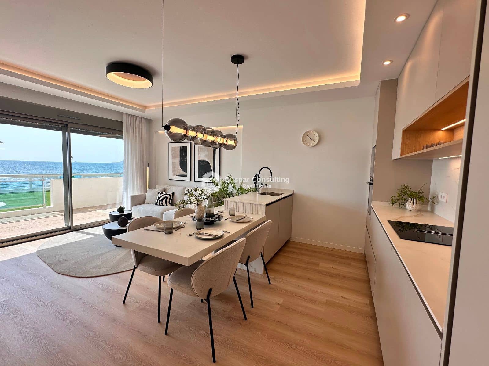 1 slaapkamer Flat te koop in La Manga del Mar Menor met zwembad garage - € 286.000 (Ref: 9064153)