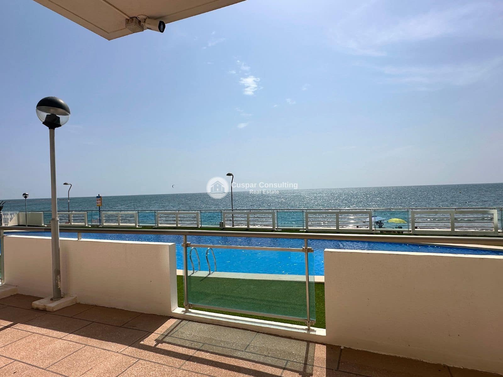 1 slaapkamer Flat te koop in La Manga del Mar Menor met zwembad garage - € 286.000 (Ref: 9064153)