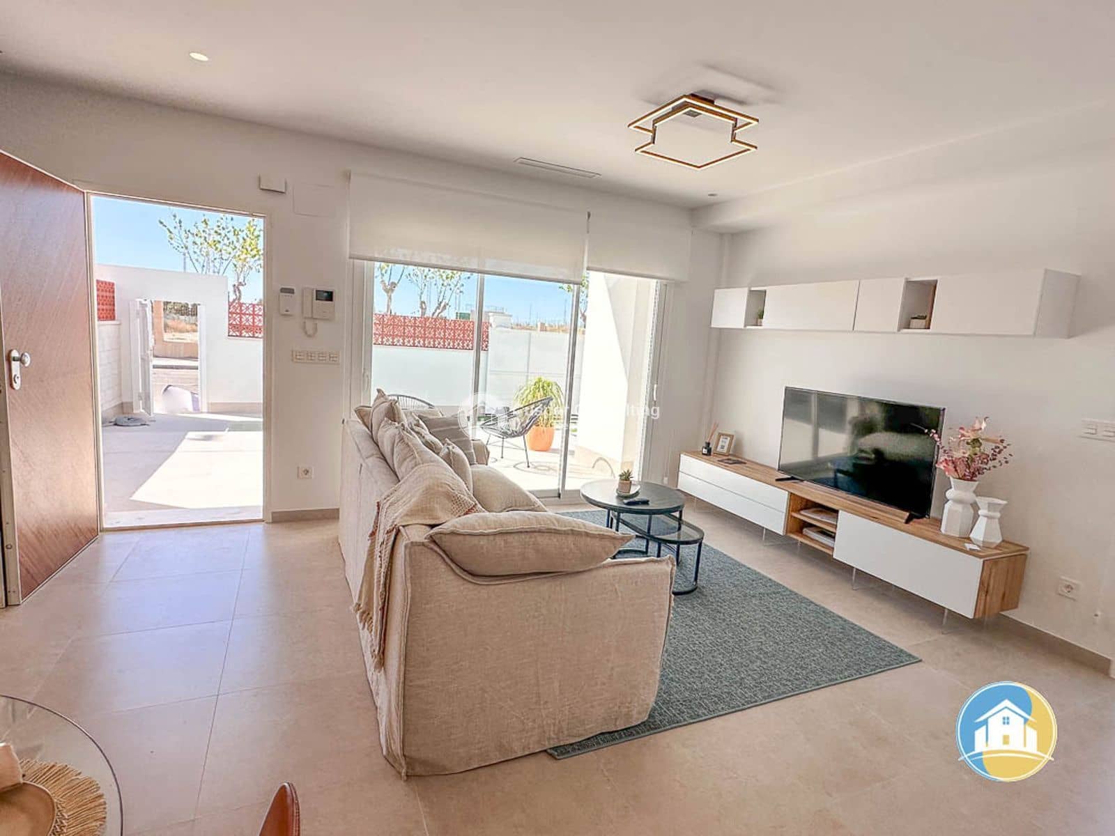 3 bedroom Villa for sale in Pilar de la Horadada with pool garage - € 439,000 (Ref: 9076054)