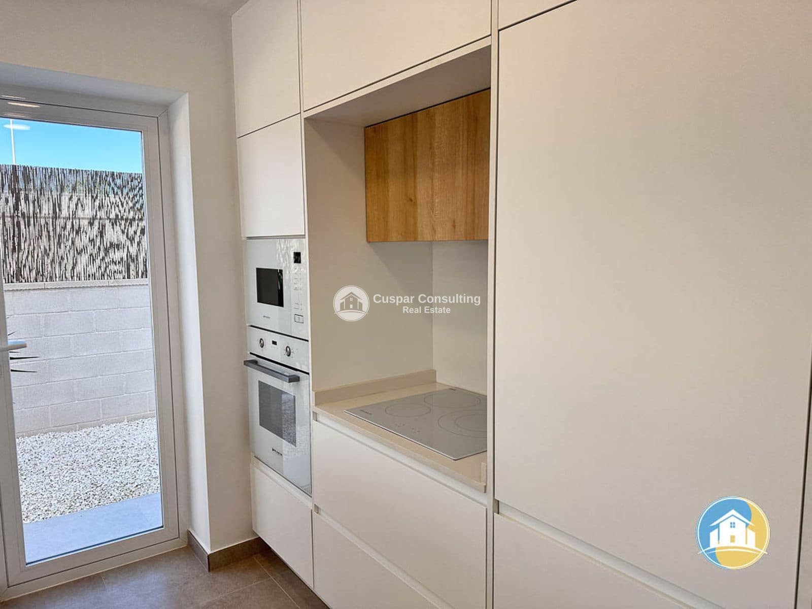 3 bedroom Villa for sale in Pilar de la Horadada with pool garage - € 439,000 (Ref: 9076054)