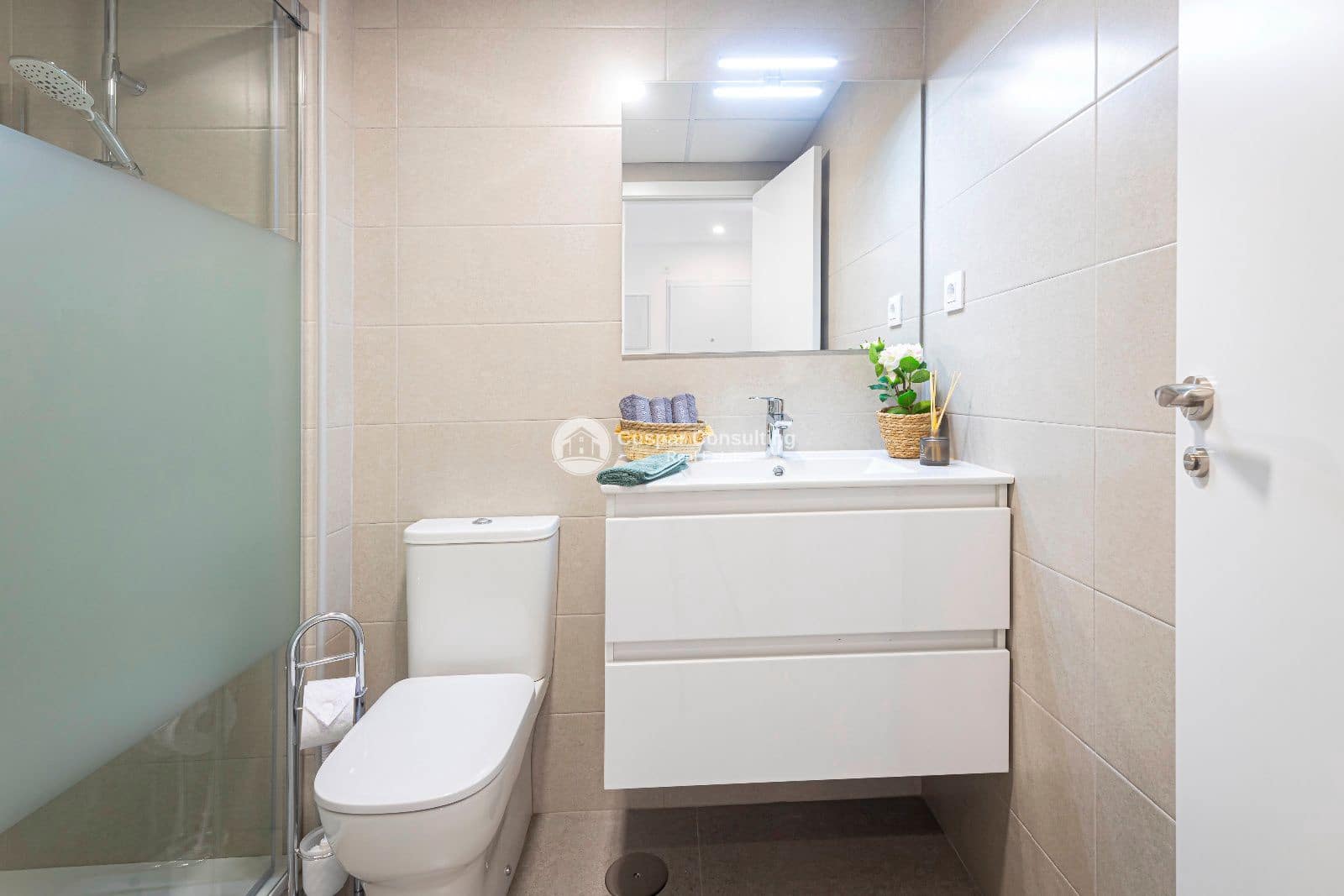 2 soveværelse Lejlighed til salg i Los Alcazares med swimmingpool - € 205.178 (Ref: 9082817)