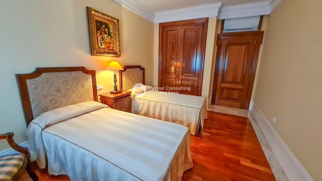 5 quarto Casa em Banda para venda em San Pedro del Pinatar ciudad, San Pedro del Pinatar com piscina garagem - 1 500 000 € (Ref: 9110791)