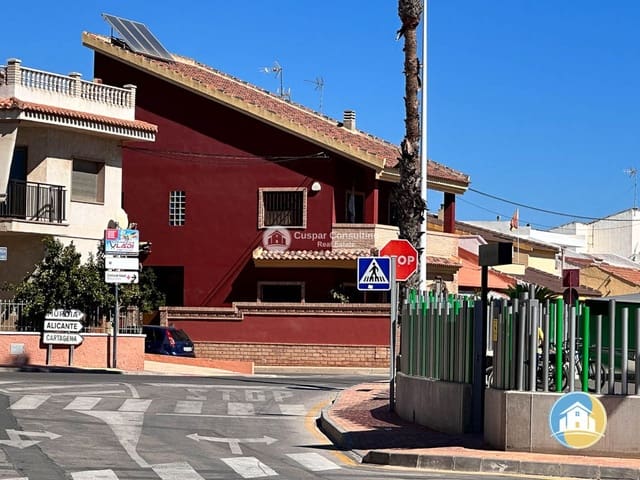 3 bedroom Villa for sale in San Pedro del Pinatar ciudad, San Pedro del Pinatar - € 191,000 (Ref: 9123588)