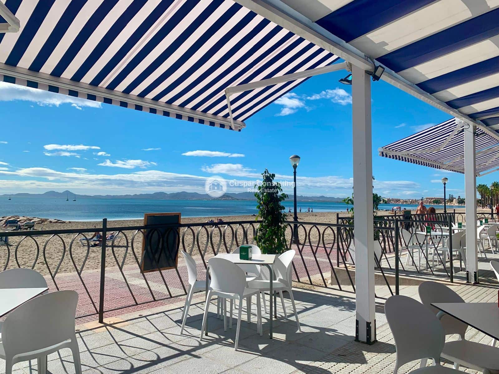 3 soverom Villa til salgs i Los Narejos med svømmebasseng garasje - € 659 000 (Ref: 9131438)