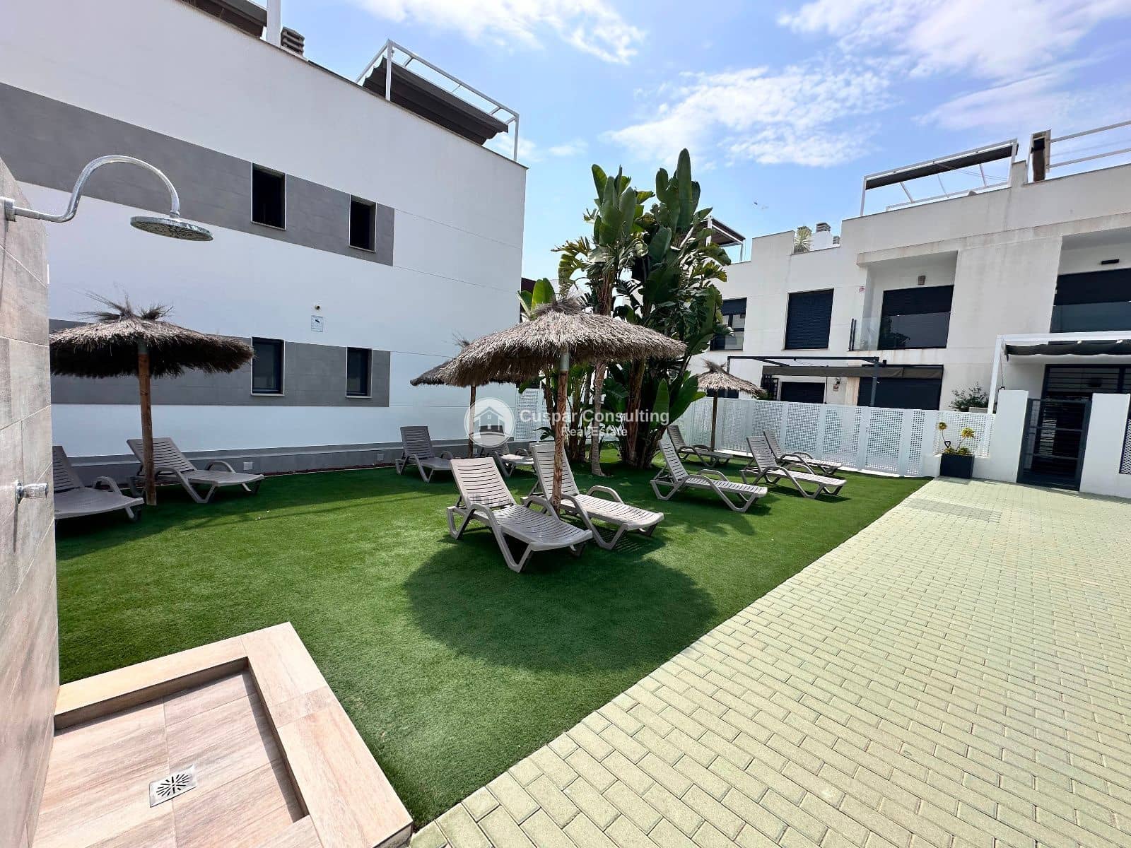 2 quarto Penthouse para venda em Pilar de la Horadada com piscina garagem - 299 000 € (Ref: 9181697)