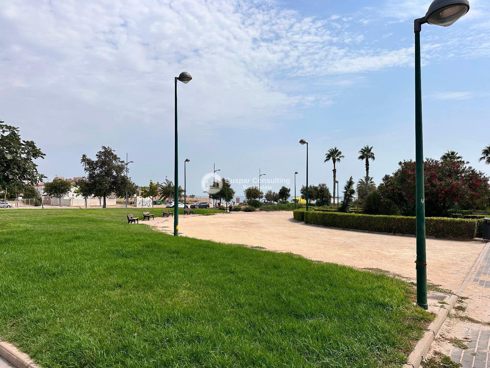 2 quarto Penthouse para venda em Pilar de la Horadada com piscina garagem - 299 000 € (Ref: 9181697)