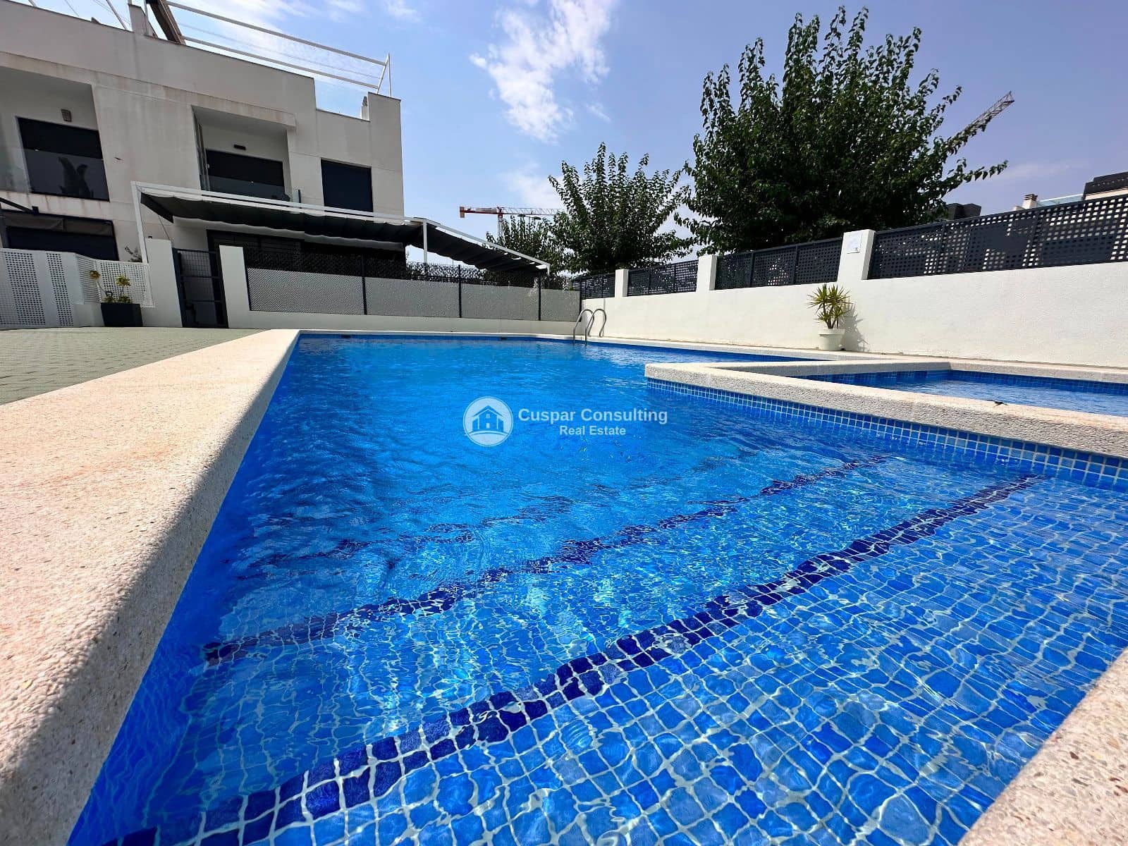 2 quarto Penthouse para venda em Pilar de la Horadada com piscina garagem - 299 000 € (Ref: 9181697)