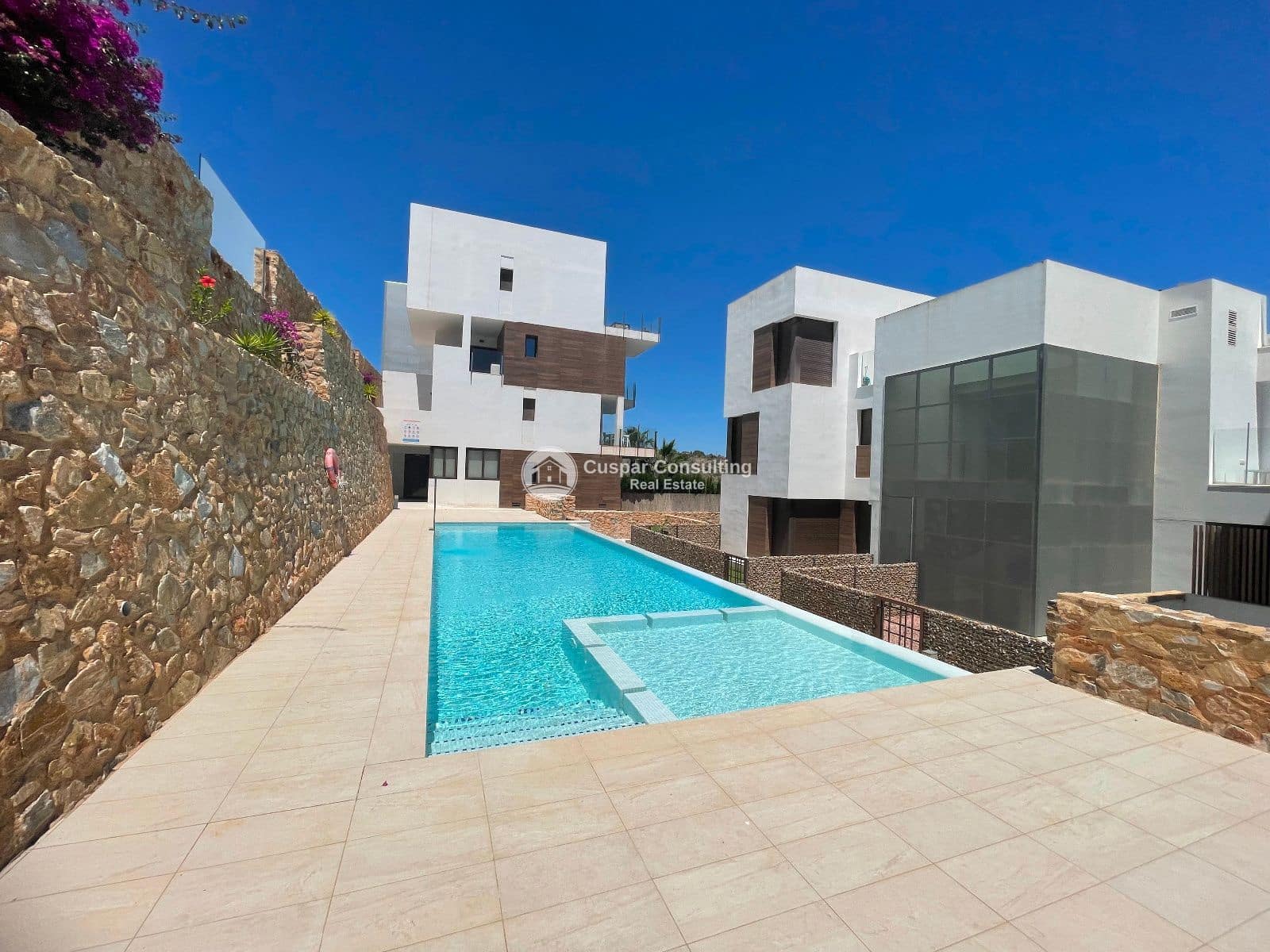 3 slaapkamer Penthouse te koop in Dehesa de Campoamor met zwembad garage - € 449.900 (Ref: 9182012)