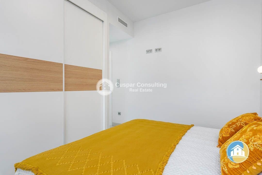 3 sovrum Villa till salu i Los Montesinos med pool garage - 485 000 € (Ref: 9184404)