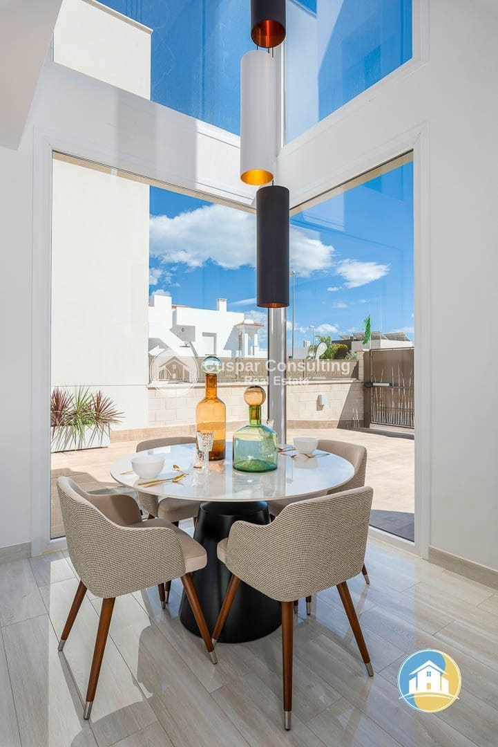 3 sovrum Villa till salu i Los Montesinos med pool garage - 485 000 € (Ref: 9184404)