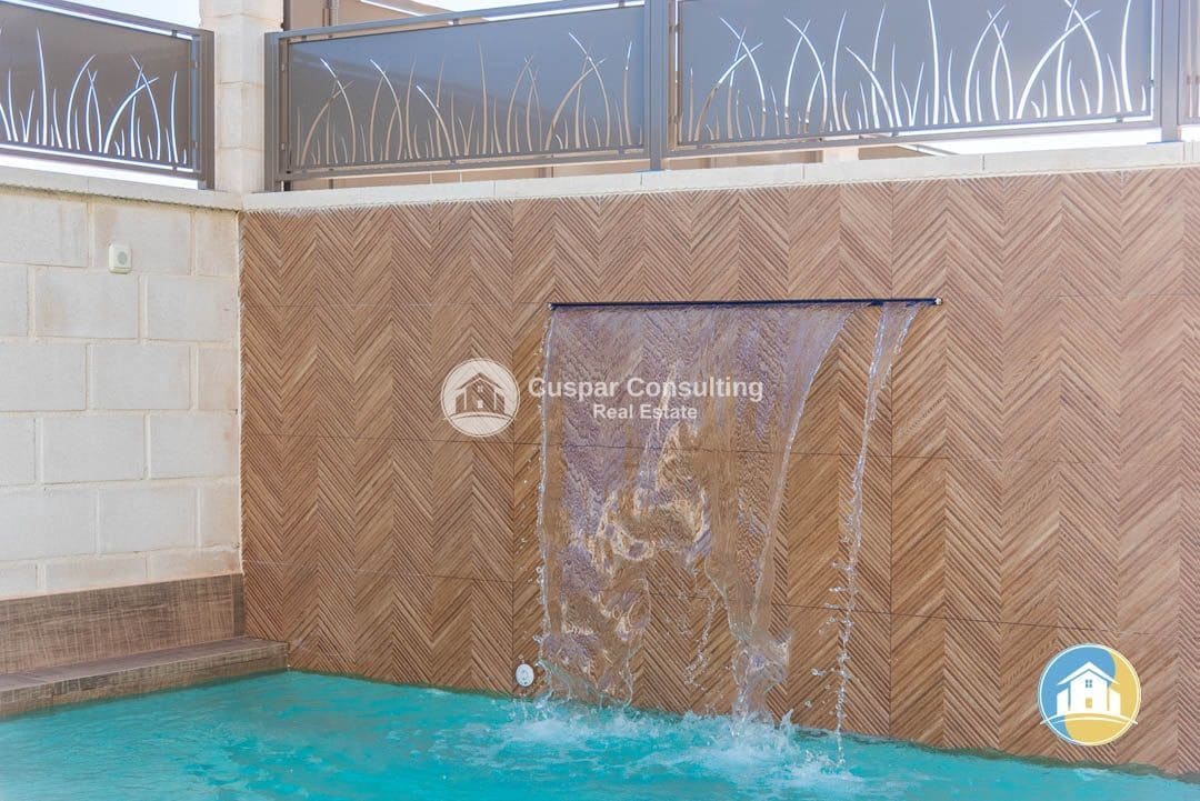 3 sovrum Villa till salu i Los Montesinos med pool garage - 485 000 € (Ref: 9184404)