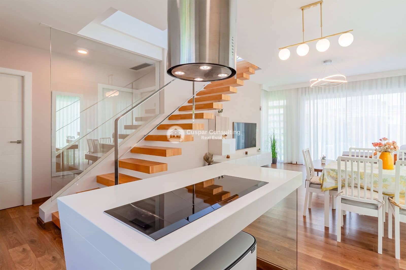 3 bedroom Villa for sale in Pilar de la Horadada with pool garage - € 520,000 (Ref: 9193151)