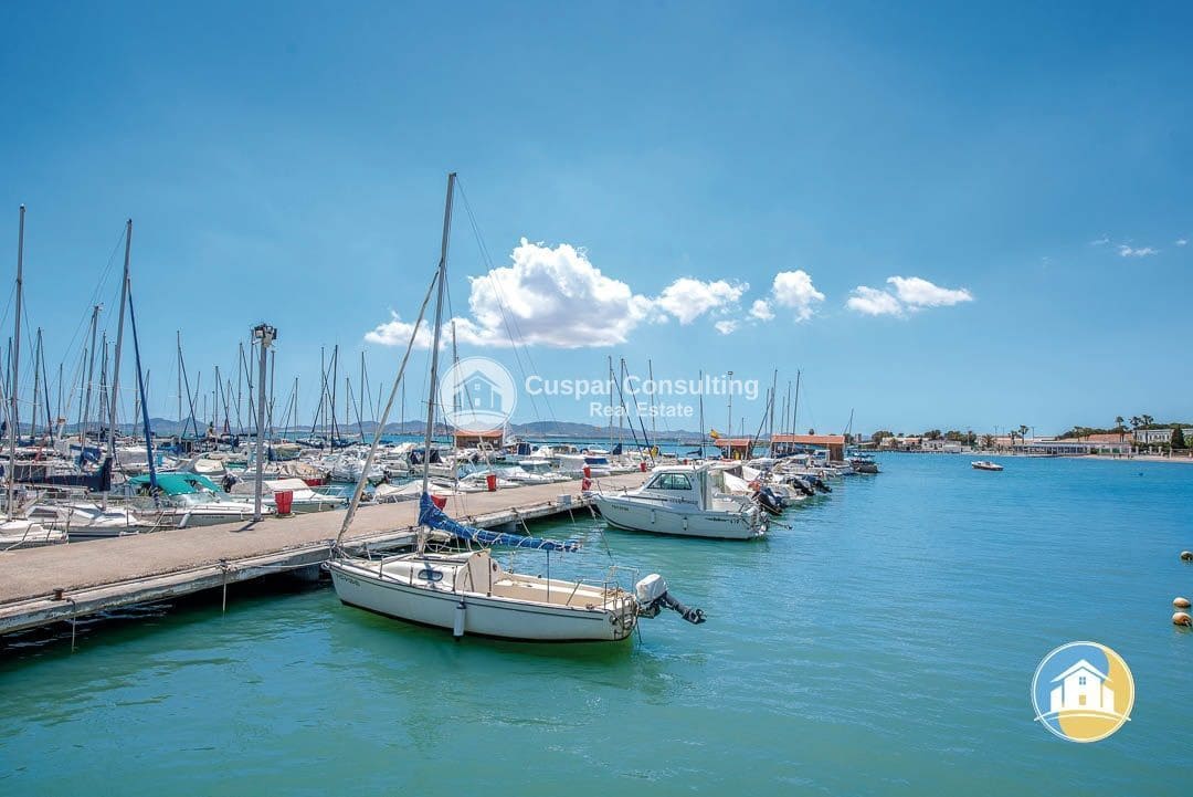 3 slaapkamer Penthouse te koop in Torrevieja met zwembad garage - € 528.000 (Ref: 9220482)