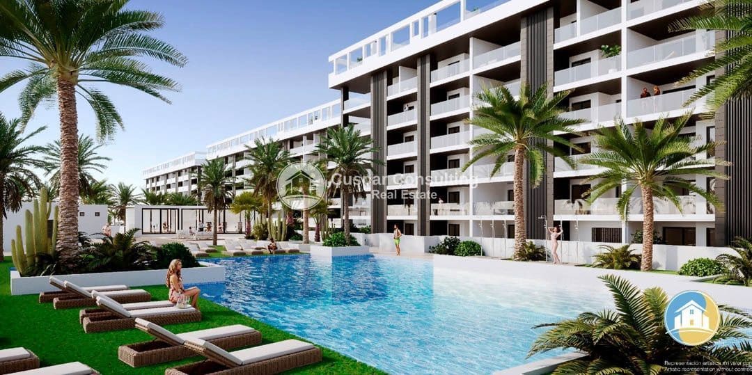 3 slaapkamer Penthouse te koop in Torrevieja met zwembad garage - € 528.000 (Ref: 9220482)