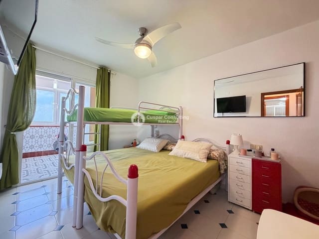 2 chambre Appartement à vendre à La Manga del Mar Menor avec piscine garage - 212 000 € (Ref: 9266700)