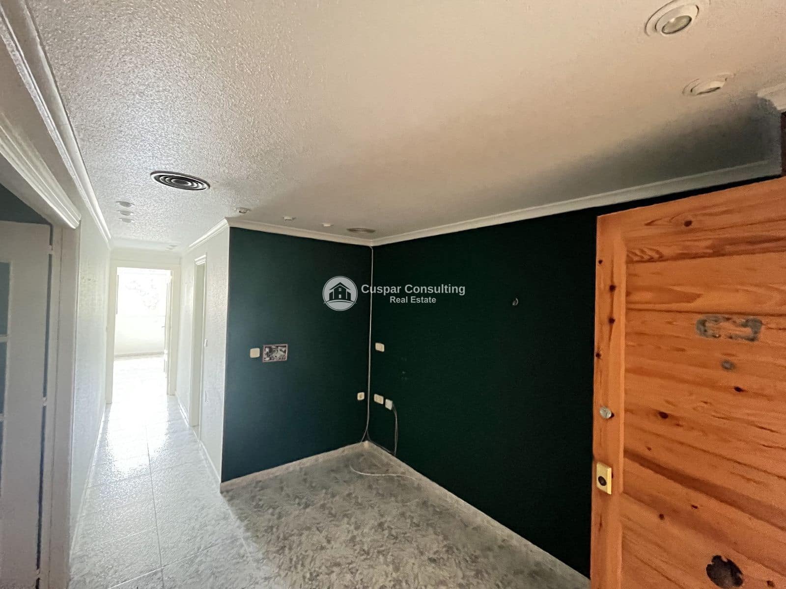 3 bedroom Commercial for sale in Los Alcazares - € 85,000 (Ref: 9307265)