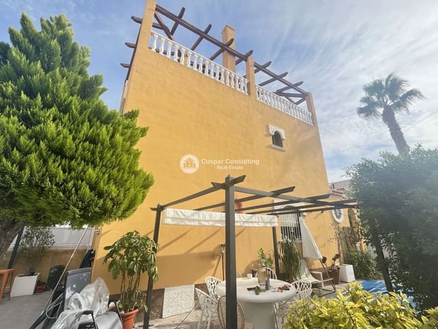 Byhus til salg i Los Narejos, Los Alcázares - € 265.000 (Ref: 9317017)