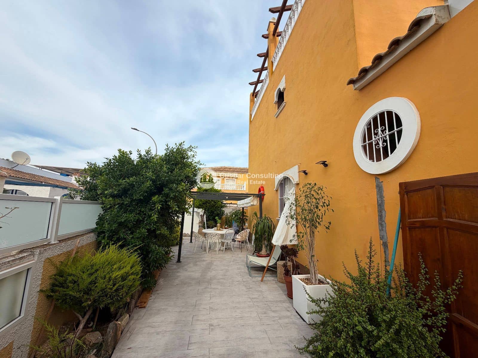 Byhus til salg i Los Narejos - € 265.000 (Ref: 9317017)