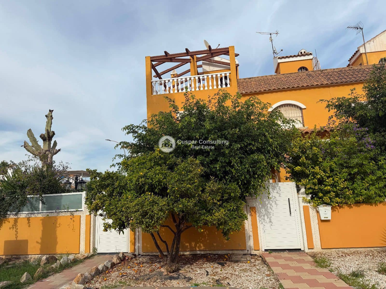 Byhus til salg i Los Narejos - € 265.000 (Ref: 9317017)