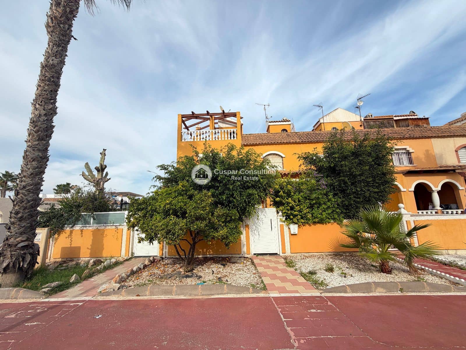 Byhus til salg i Los Narejos - € 265.000 (Ref: 9317017)