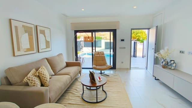 3 Zimmer Villa zu verkaufen in Pinar de Campoverde, Pilar de la Horadada mit Pool Garage - 422.500 € (Ref: 9352946)