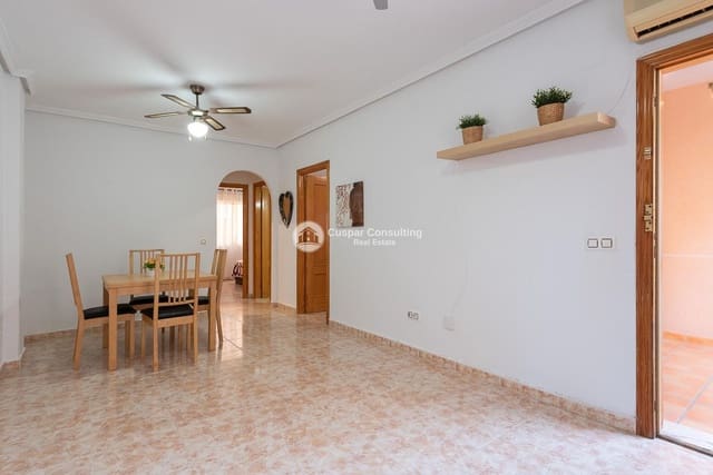 Piso de 2 habitaciones en La Zenia, Orihuela en venta con piscina - 159.900 € (Ref: 9357536)